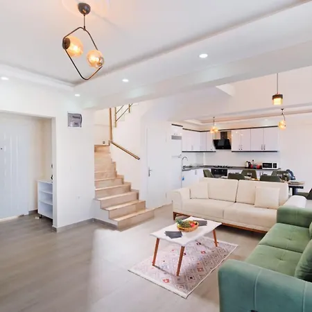 Apartament Simge 2 *